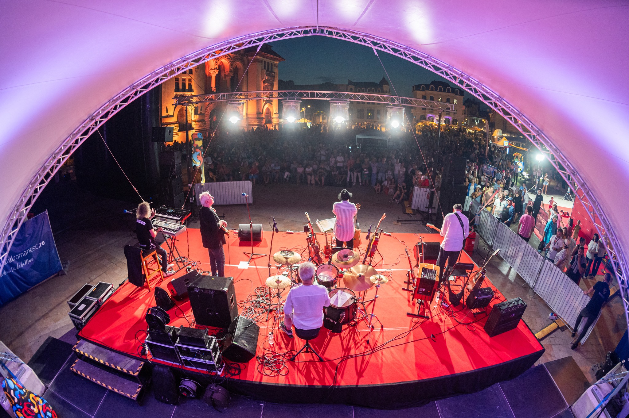 369528991_271271708995090_4530127188697960730_n